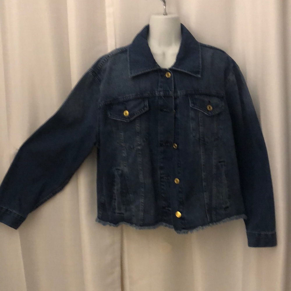 Michael Kors NWT, Denim Jacket. size XL
